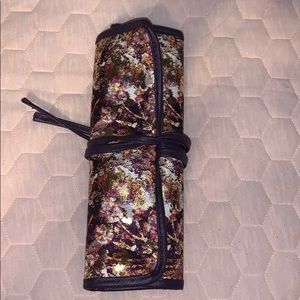 NWOT Makeup Brush Roll-Up Case